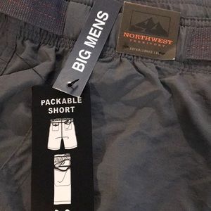 Men’s canvas camping shorts packable.